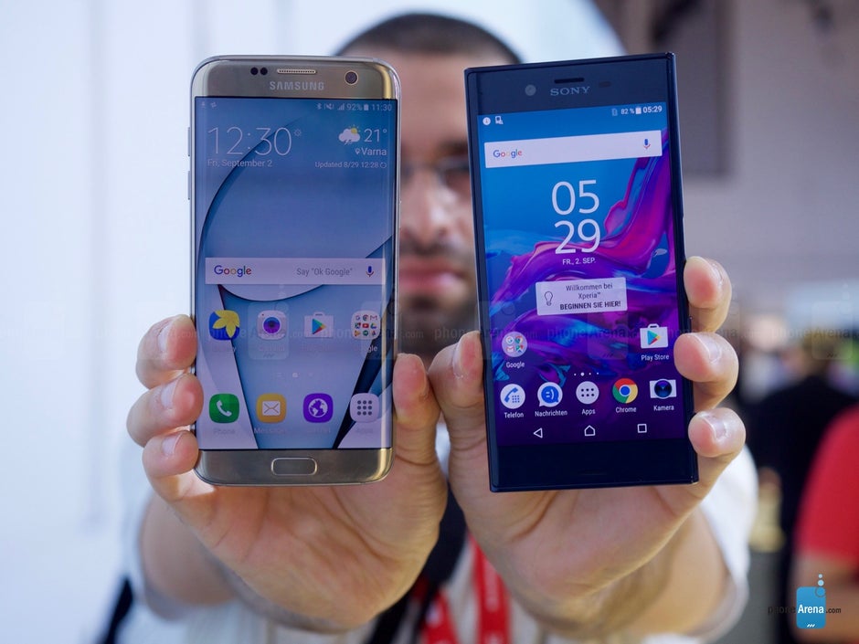 Sony Xperia Xz Vs Samsung Galaxy S7 Edge Quick First Look Comparison Phonearena Reviews Phonearena