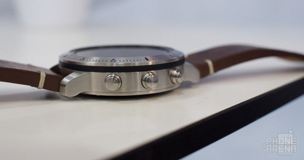 The Garmin Fenix Chronos is luxurious, but expensive - Garmin Fenix Chronos hands-on: here&#039;s what a $1000 smartwatch looks like