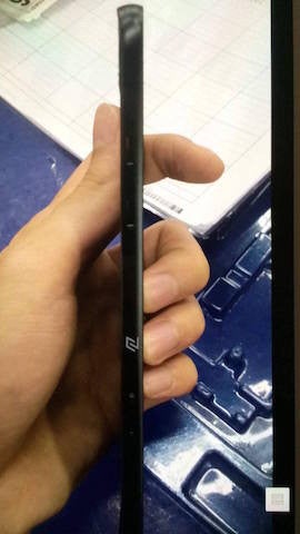 Alleged Samsung Galaxy A5 (2017) chassis caught in live pictures