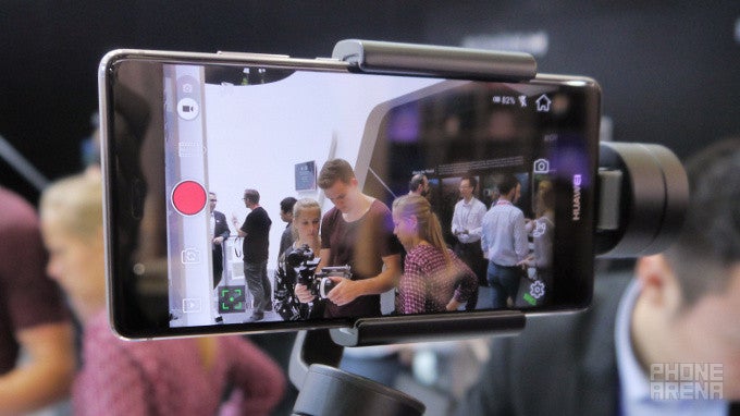 DJI Osmo Mobile hands-on: a small revolution in smartphone video