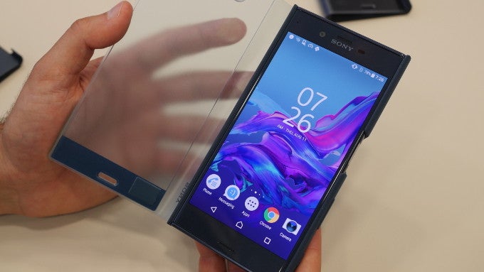 varkensvlees gebroken Verzamelen Sony Xperia XZ and X Compact Style Cover Touch and Stand official cases  hands-on: elegant and functional - PhoneArena