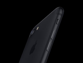 iPhone 7 Jet Black vs Black: what's the difference - PhoneArena