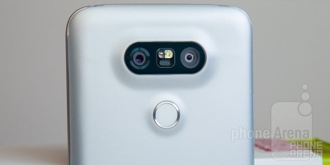 Expect more dual camera smartphones now that Qualcomm&#039;s new Clear Sight technology is available