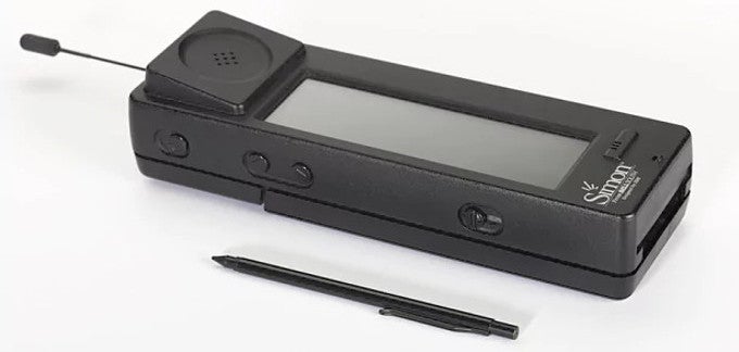 IBM Simon - Did you know: Nokia's Snake is not the world's first mobile game