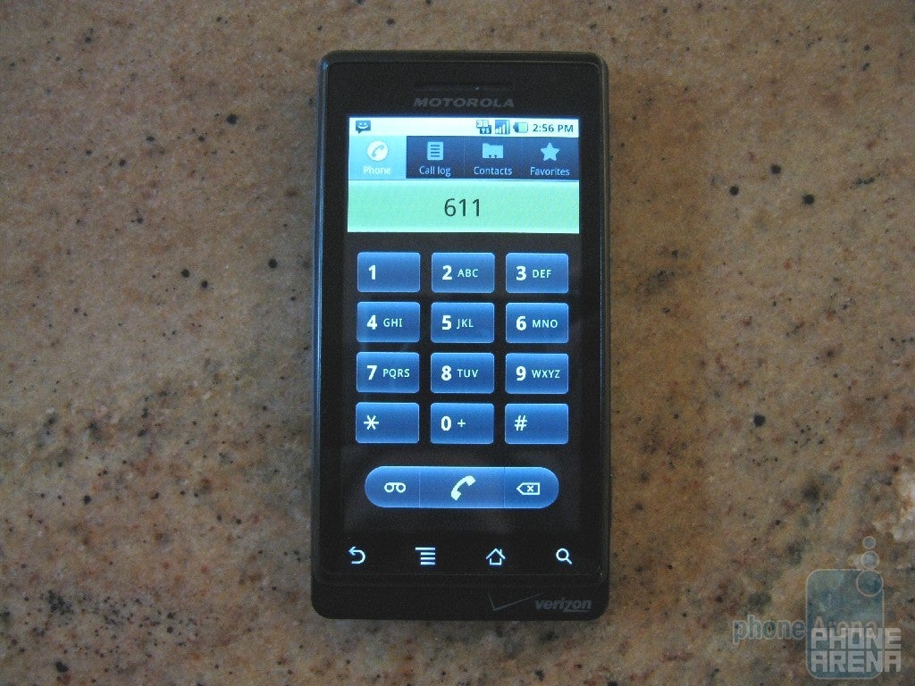 Even more hands-on images of the Motorola Droid!