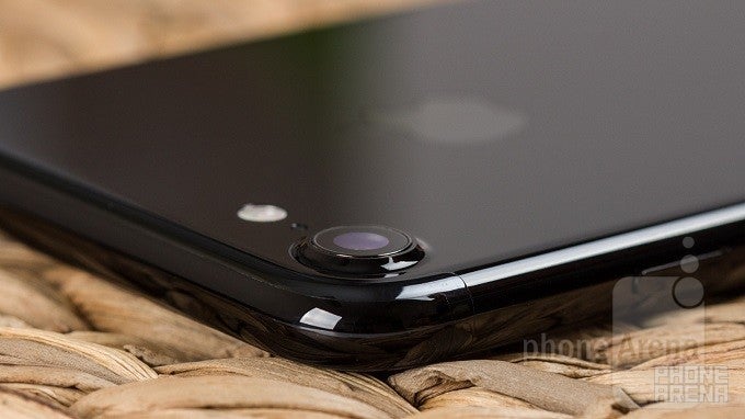 Apple making iPhones in the United States? Do not hold your breath