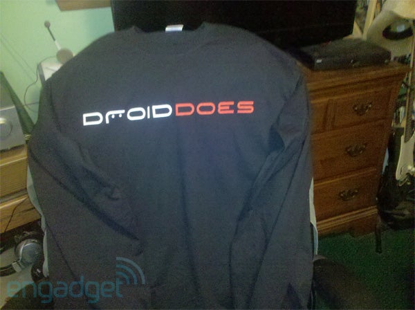 Verizon turns customers into walking billboards for the DROID