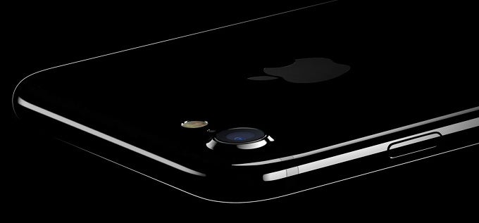 Apple iPhone 7 - These are our favorite phones of 2016