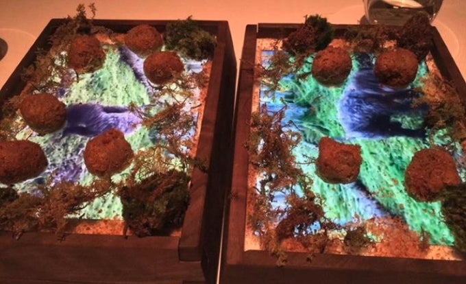 San Francisco restaurant uses iPads as plates to serve food