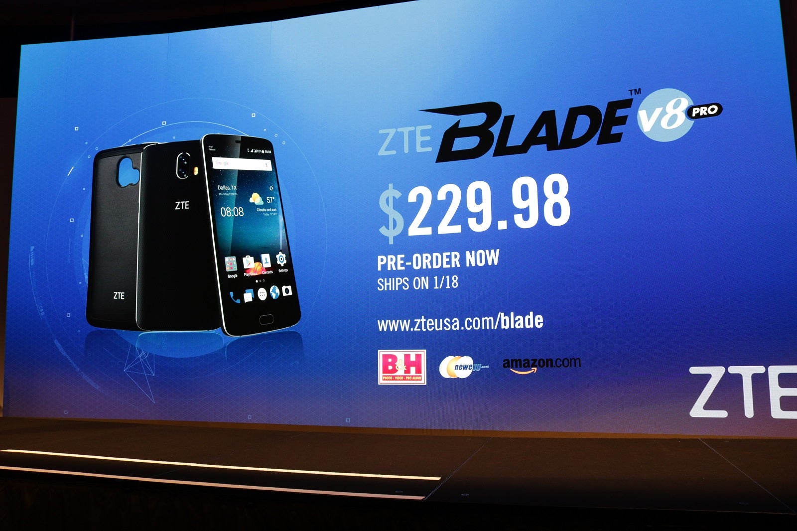 Hands on with the ZTE Blade V8 Pro - another budget, dual-camera smartphone