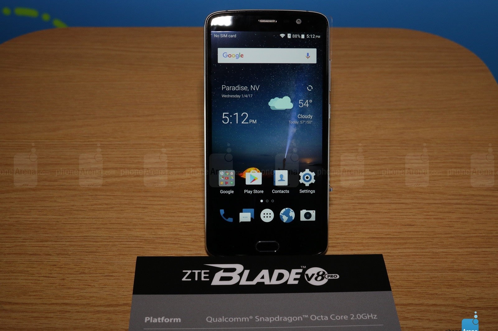 Hands on with the ZTE Blade V8 Pro - another budget, dual-camera smartphone