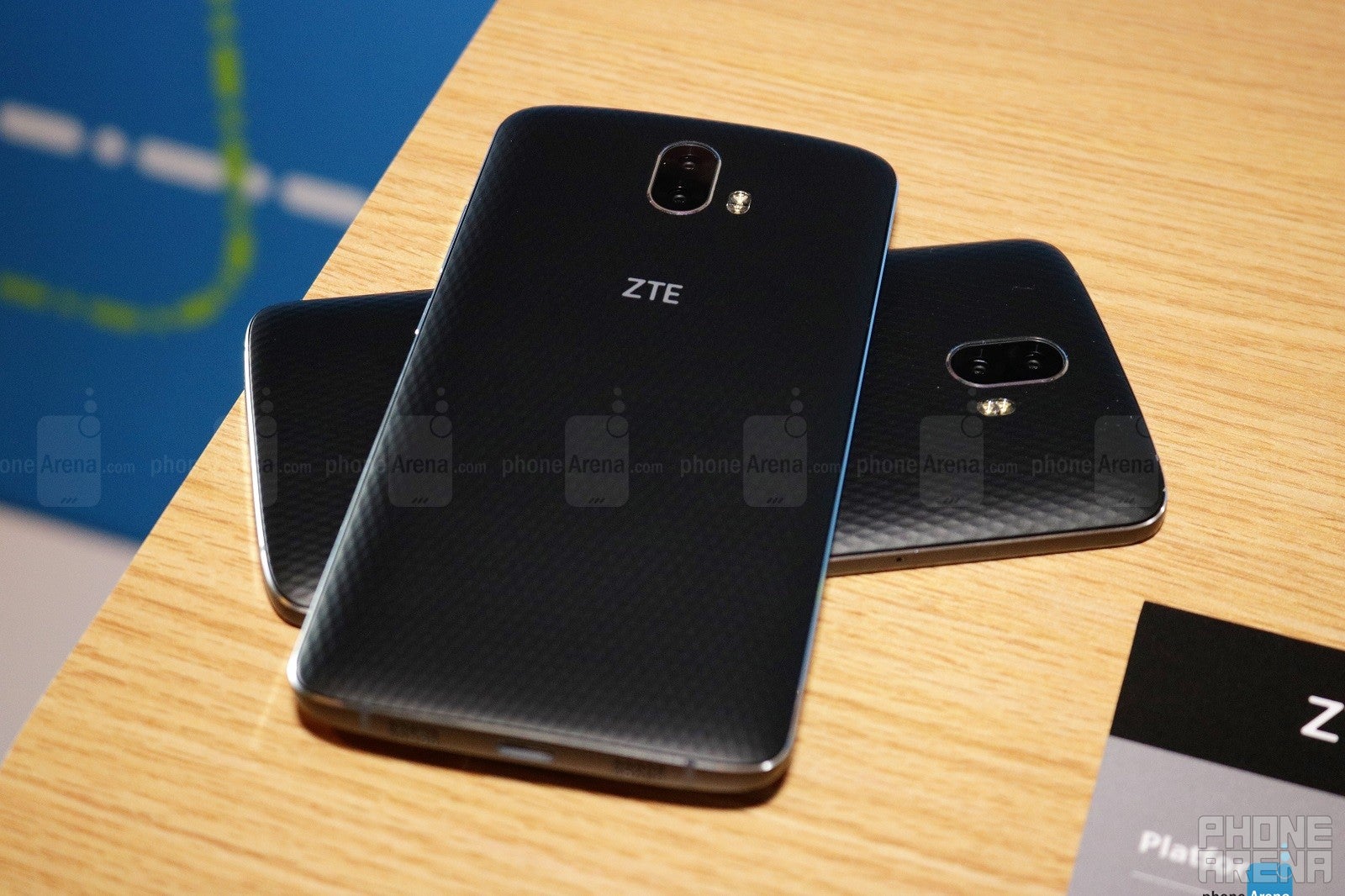 Hands on with the ZTE Blade V8 Pro - another budget, dual-camera smartphone