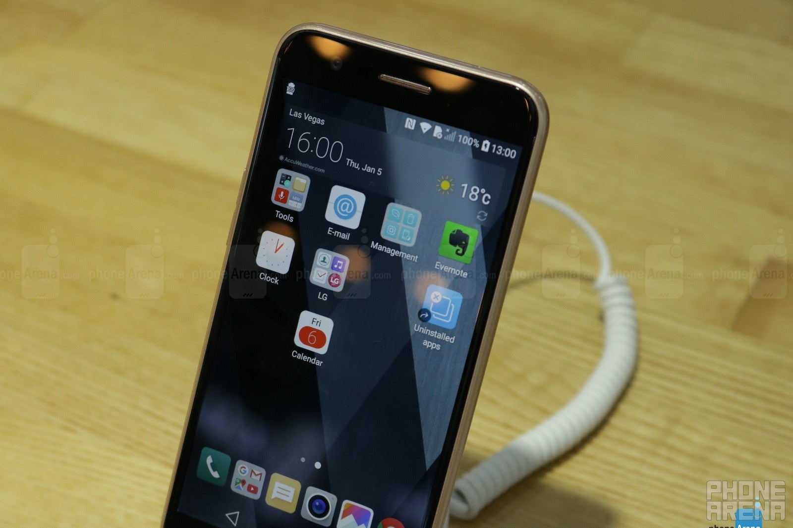 A quick hands on with the 2017 version of the budget-friendly LG K10