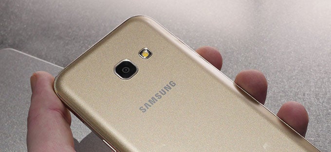 Samsung Galaxy A3 & Galaxy A5 (2017) hands-on and up close from CES 2017