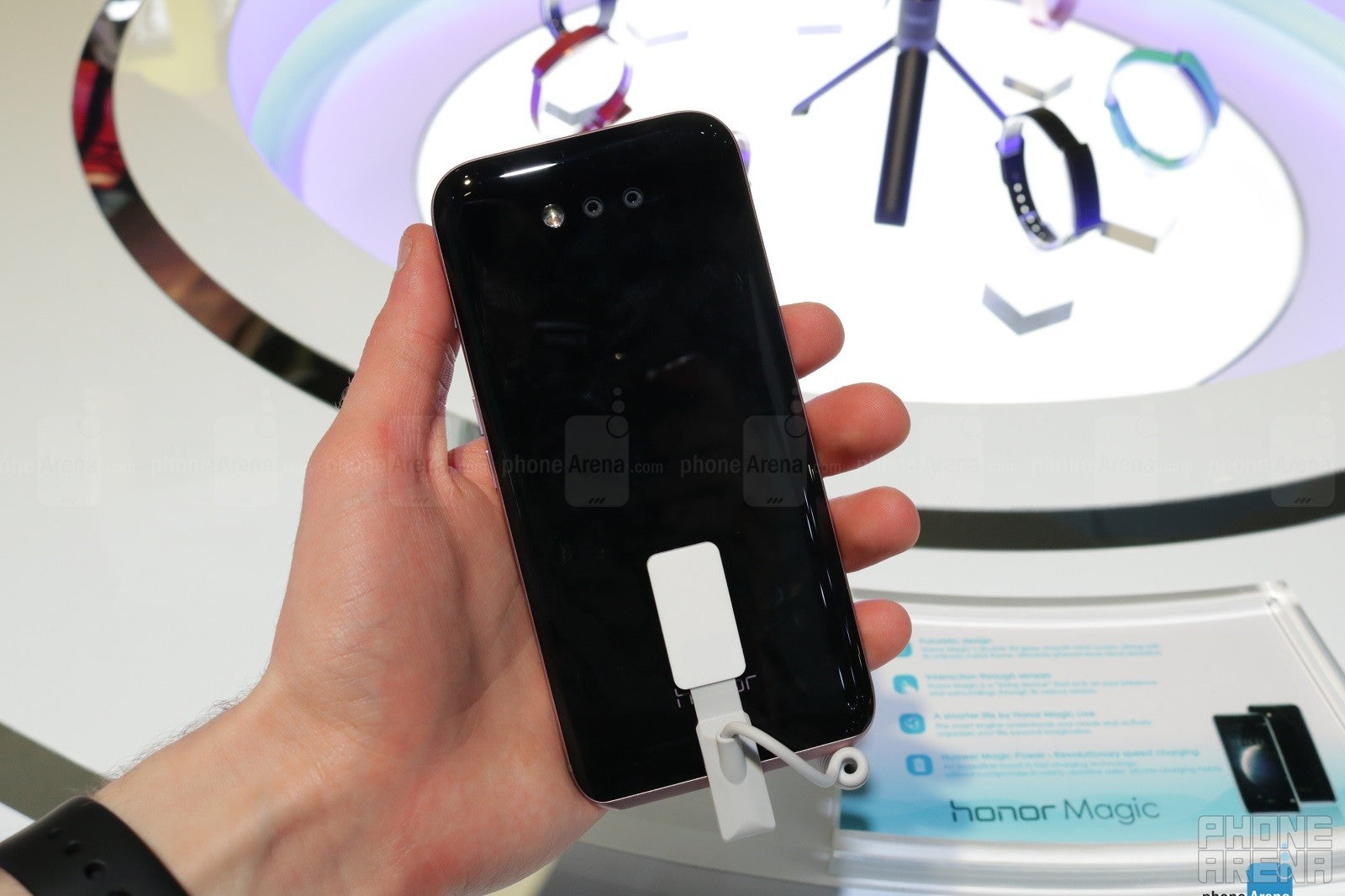 The Honor Magic just might be the most magical smartphone of CES 2017
