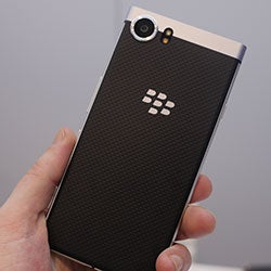 Classic design bridges the path to BlackBerry&#039;s future: hands-on with the BlackBerry Mercury