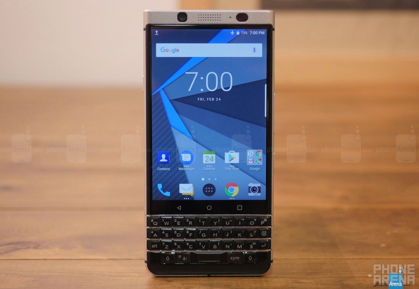 BlackBerry KEYone preview: let's bring the physical keyboard back from the dead!