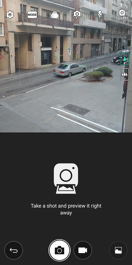 Square view in G6&#039;s camera that lets you take photos and preview them at the same time - Unique features of the LG G6 that set it apart from the current competition