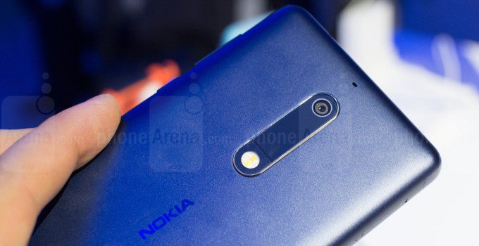 Nokia 5 hands-on preview: bouncing back on stock Android
