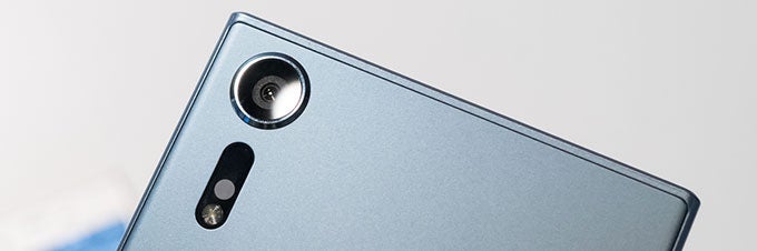 Xperia XZs Motion Eye camera vs the competition: LG G6, Galaxy S7 edge, iPhone 7 Plus