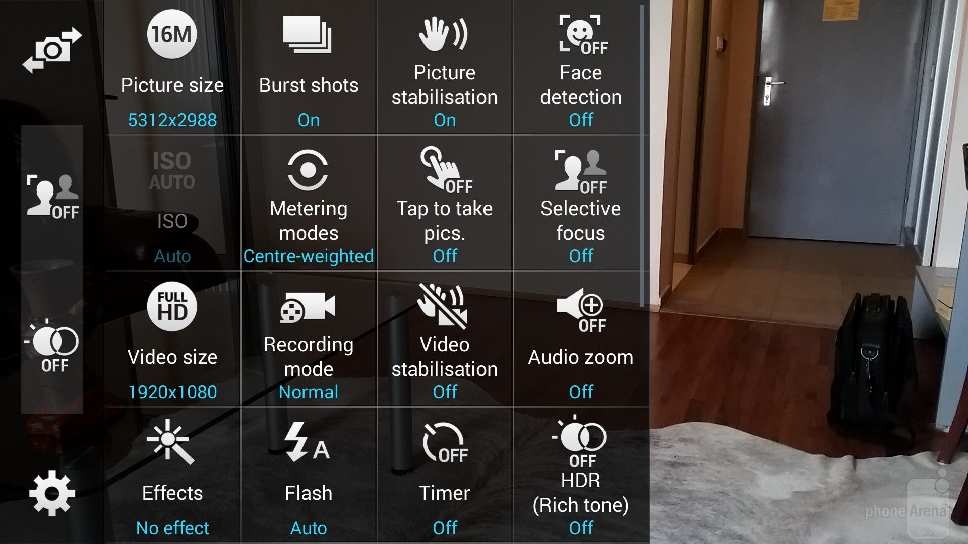 The Galaxy S5 had a pretty intimidating camera interface - The Samsung Galaxy Note 8 will most likely have a dual camera: an analysis