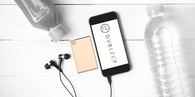 The credit card-sized Dubleup is your portable powerbank on a Slim-Fast diet