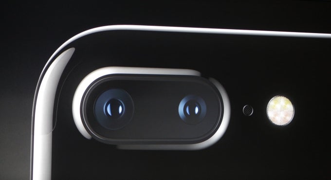 Where is your God now, Apple? - Think dual camera phones are overkill? How about this bump-less quad camera by the institute that invented .MP3s?
