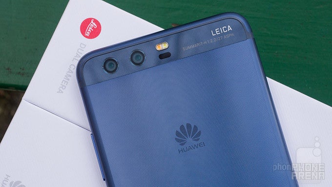 Huawei&#039;s latest flagship, the P10 - Huawei and AT&amp;T reportedly in talks over a smartphone distribution deal