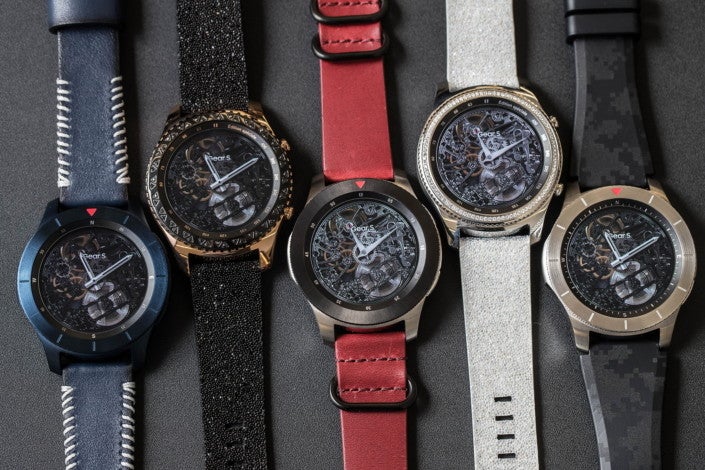 Forget smart wristwatches, these Samsung Gear S3 pocket timepieces are absolutely amazing
