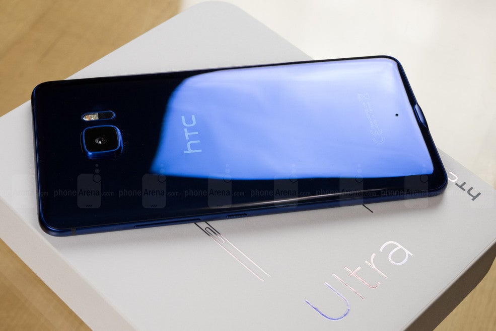 The sapphire edition of the HTC U Ultra will sell in Europe for €849