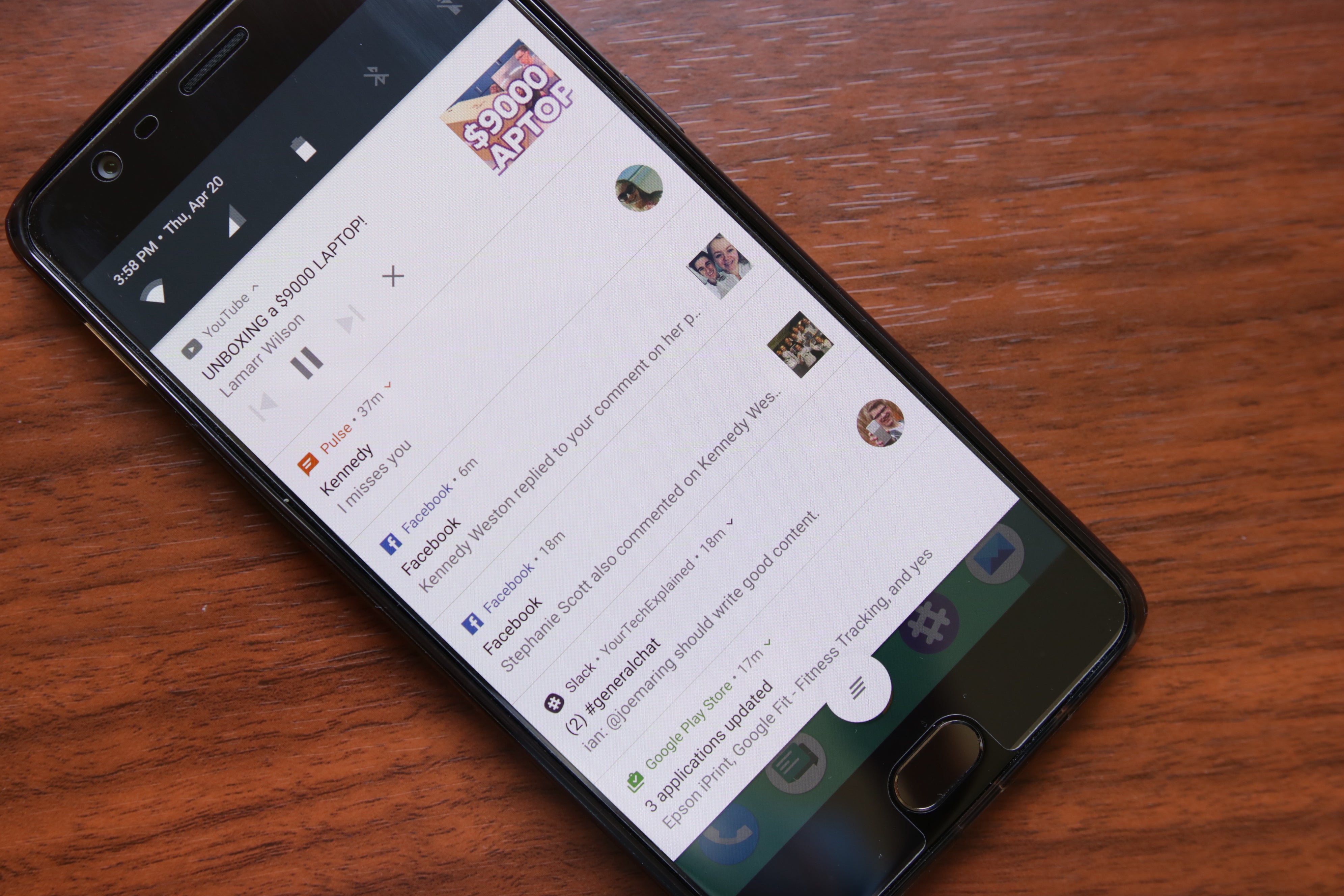 Google got it right with the concept of bundling similar notifications in Android Nougat - Why I&#039;m going back to Android after using the iPhone for 5 months