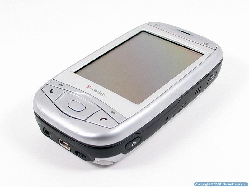 PhoneArena&#039;s Retro-Rewind: HTC Apache/Wizard