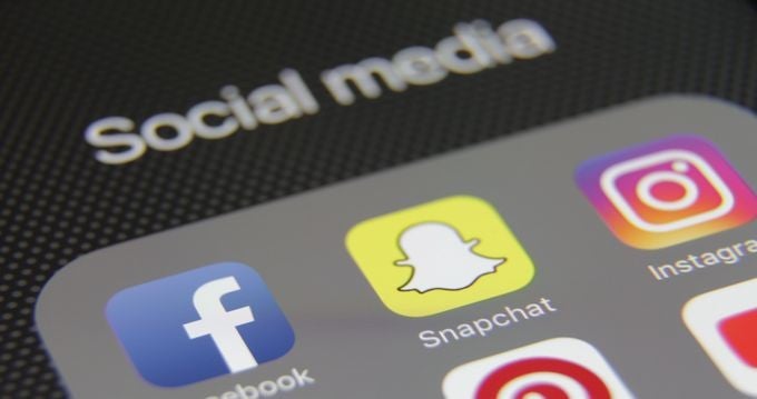 Survey: social media use poses risks to young people&#039;s mental health, but can do good as well