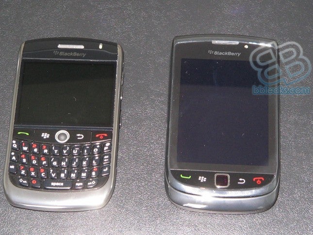 Even more high resolution leaked shots of the BlackBerry Slider handset