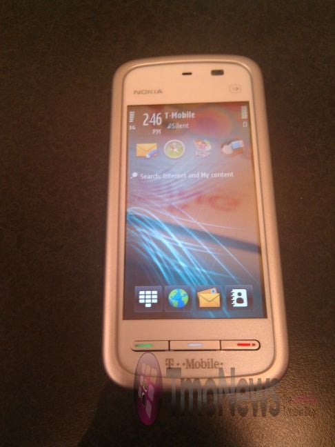 HTC HD2 &amp; Nokia Nuron for T-Mobile gets pretty on camera