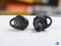 Samsung-Gear-IconX-Review-12