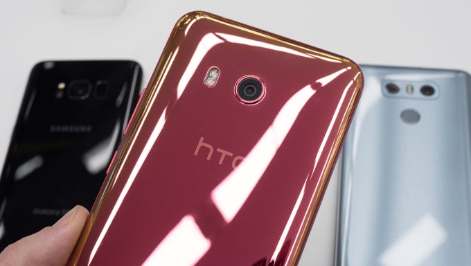Results: shiny or matte – how do you prefer the glass on a phone&#039;s back?