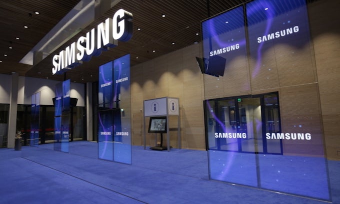 Samsung Display was still the top smartphone display seller in the world in Q1, as the industry expanded by 35%