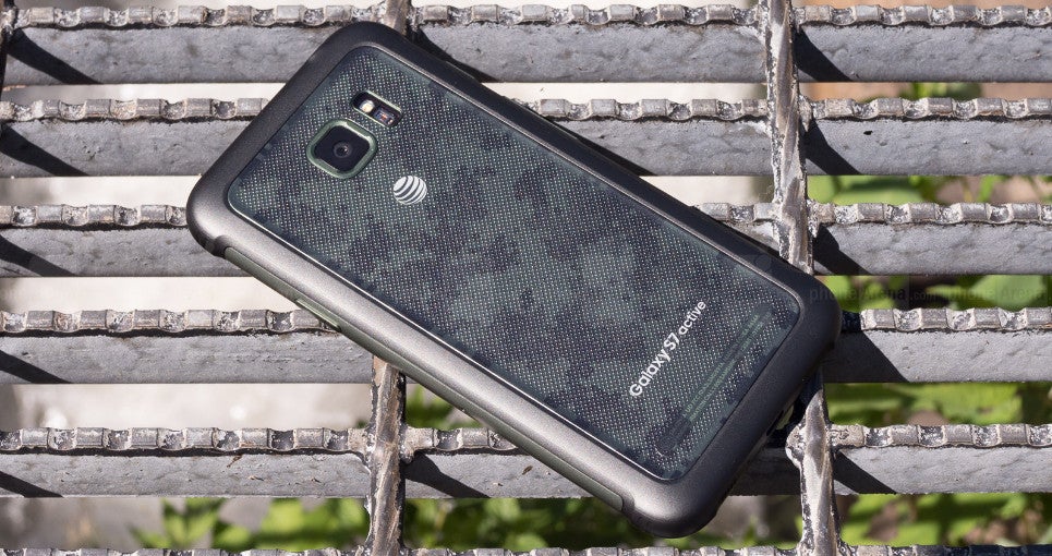 AT&amp;T pushes new update to the Samsung Galaxy S7 Active