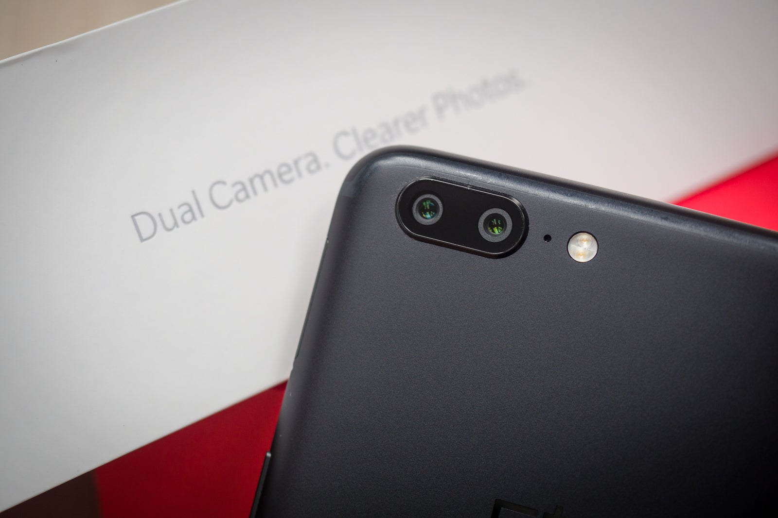 OnePlus 5 gets a new update, see what's included in OxygenOS 4.5.5