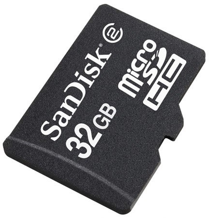SanDisks shows their new 32GB microSDHC memory card