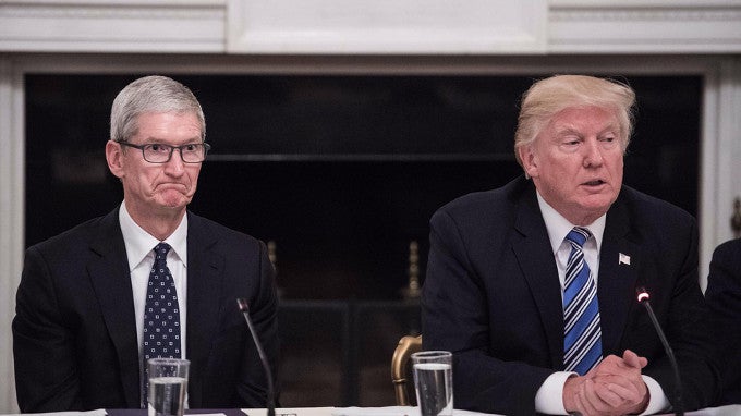 Surveillance, immigration, tax reform: Apple spends a record amount on lobbying Trump