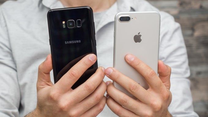 Samsung vs Apple: average phone prices comparison, or why Apple makes much more money