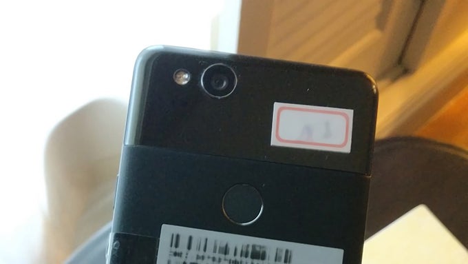 More photos of the Google Pixel 2 leak, is this a new color option?