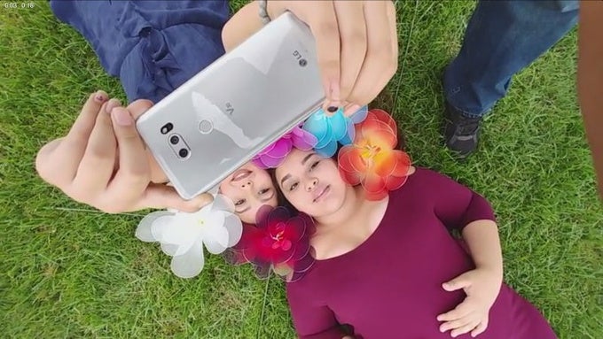 This is the LG V30: videos show LG&#039;s new flagship from all sides