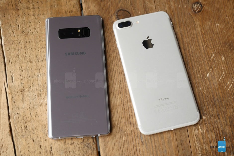 Slager Eik kust Galaxy Note 8 vs iPhone 7 Plus: first look - PhoneArena
