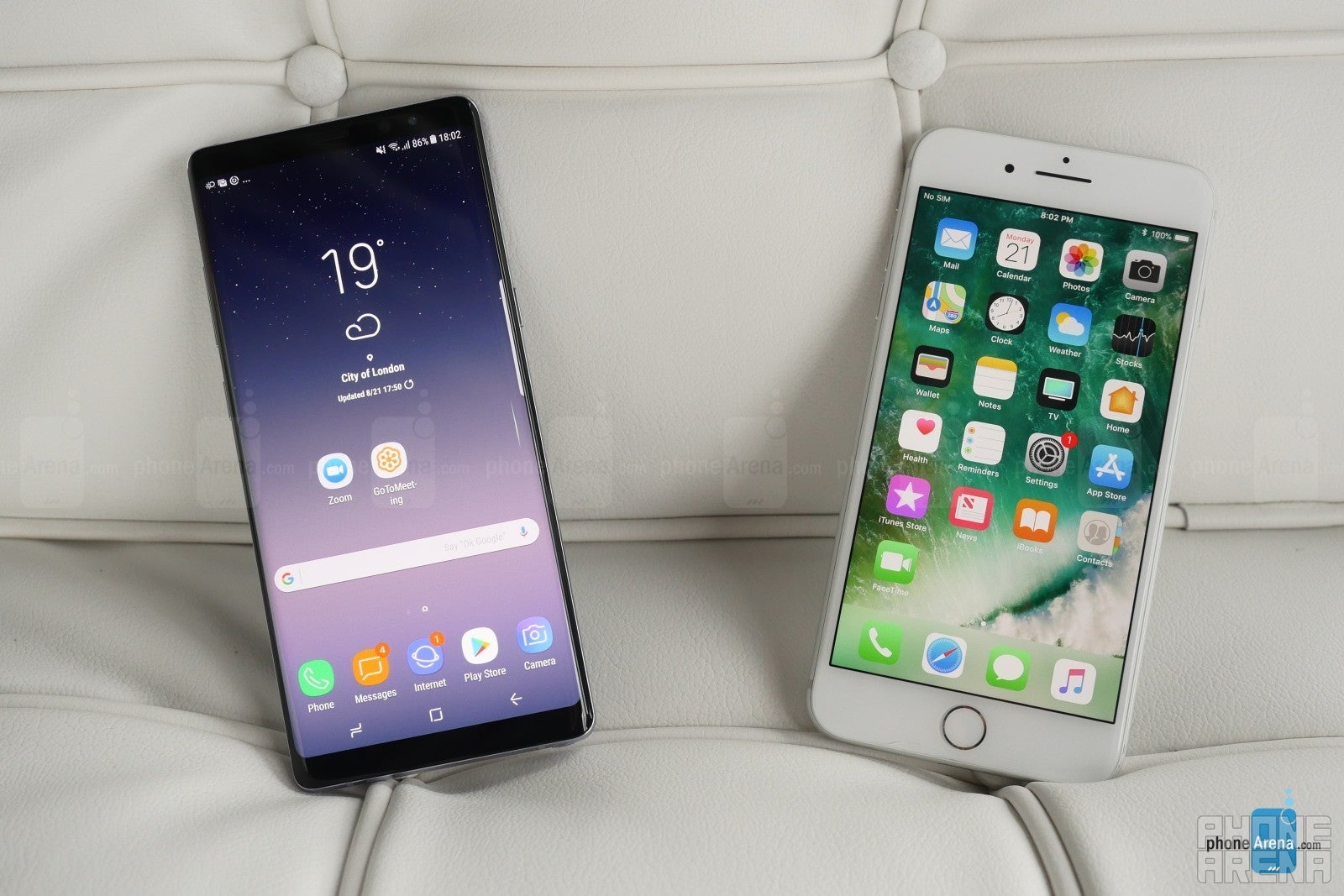 Galaxy Note 8 vs iPhone 7 Plus: first look