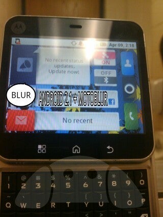 Prototype Motorola Android handset gets snapped - or just a bad photoshop job?