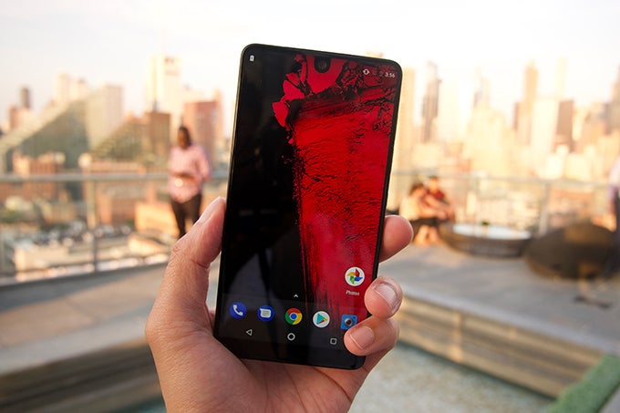 Essential Phone hands-on