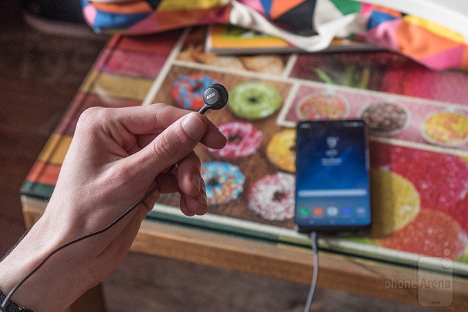 Note 8 comes with a set of 'premium' AKG earphones in the box, tuned by Harman Kardon